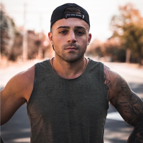 Meet your Posher, Franklin - Picture 2 of 8